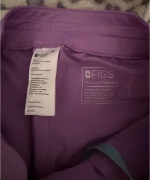 FIGS Yola Scrub Pants High-Waisted thumbnail 2