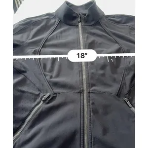 Lululemon Sleek Essentials Jacket Womens Size 12 Black Athletic Outdoor Luxtreme thumbnail 11