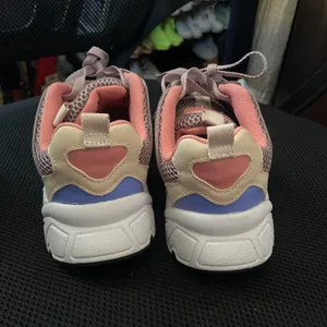 H&M Sneakers thumbnail 4