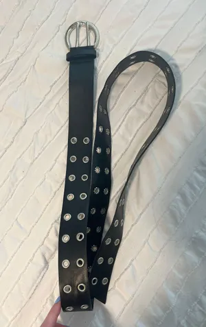 Black Grommet Belt thumbnail 1