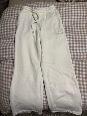 White Fox Boutique x Sarah’s Day Sweatpants thumbnail 1