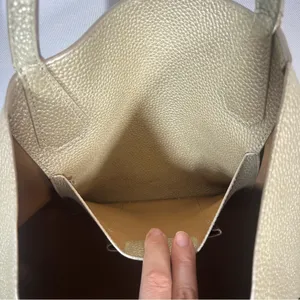 Tory Burch | NWOT Metallic Perry Leather Tote Golden Large Purse Shoulder Bag thumbnail 10