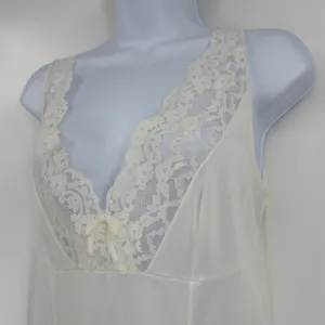 Vtg Lingerie Ivory Lace Trim Slip Dress Sz M Nightgown Coquette Fairy Cottage thumbnail 4