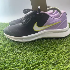 Nike Tanjun Star Runner Youth Sz 6.5Y Black/Purple DA2776-500 New thumbnail 2