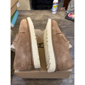 UGG® Goldenstar Mary Jane Clogs in the Chestnut Size 8.5 thumbnail 7