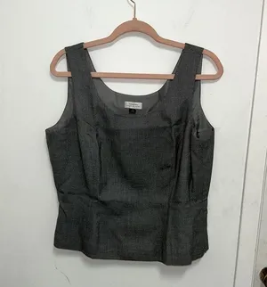 Tahari Gray Top thumbnail 6