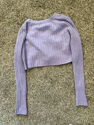Urban Outfitters Purple cropped Cardigan thumbnail 3