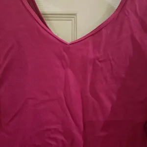Lululemon Crop Top thumbnail 4