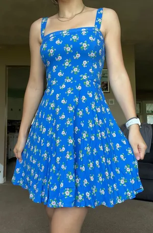 Abercrombie And Fitch Floral Dress thumbnail 1