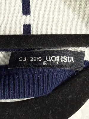 Yishion Navy and White Womens Crew Neck Crop Sweater Size Small thumbnail 3