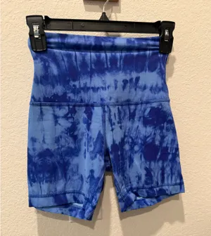 Lululemon Align Biker Shorts thumbnail 1