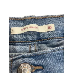 Levi’s womens mid rise 505 straight jeans size 10 thumbnail 4
