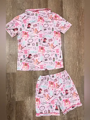 Taylor Swift Pink Graphic Short Pajama Set thumbnail 3