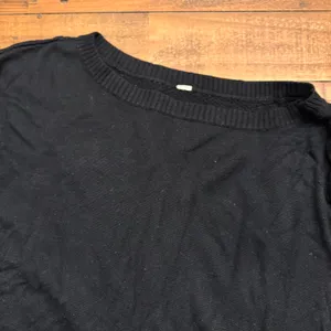 LULULEMON Well Being‎ Sweater thumbnail 5
