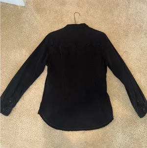 American Eagle Outfitters Black Button Up thumbnail 7