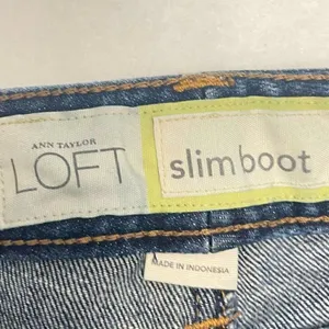 Loft Slim Boot Dark Wash Jeans Size 6 thumbnail 4