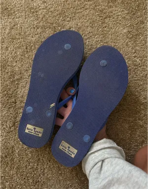 Kate Spade Flip-Flops thumbnail 4