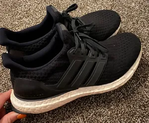 Adidas Ultra Boost thumbnail 1