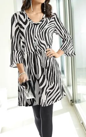 New Zebra‎ Print Tunic Black Size 12 thumbnail 1