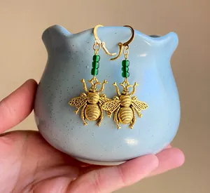 Handmade antique gold color BEE retro vintage boho chic aesthetic style dangle earrings✨ thumbnail 1