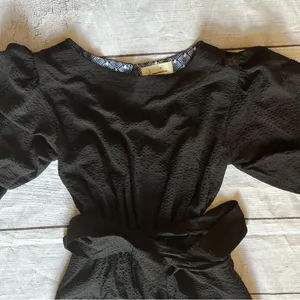 Anthropologie Francesca Balloon Sleeved Textured Romper Black Size XS thumbnail 3