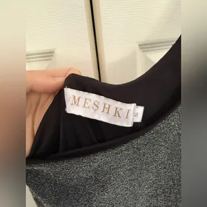 Meshki Scarlett Shimmer Dress Dark Silver Glitter One Shoulder Mini Size Small thumbnail 3