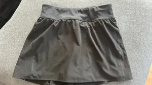 Spanx golf skirt thumbnail 1