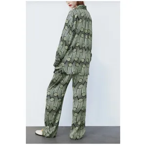 Zara Green Geometric Flowy Satin Cropped Pants Size Large Abstract Funky Boho thumbnail 14