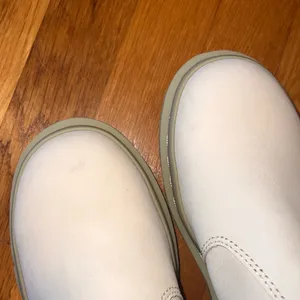 Dr Marten Chelsea boot thumbnail 9