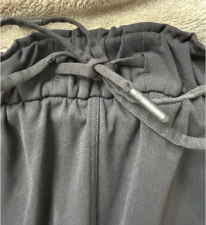 Lululemon Joggers thumbnail 3