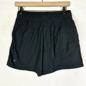 Lululemon Dance Studio High-Rise Short 3.5" Size 4 Black Athletic Running Gym thumbnail 2
