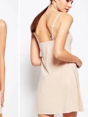 Spanx Low Back Slip Nude Medium thumbnail 9