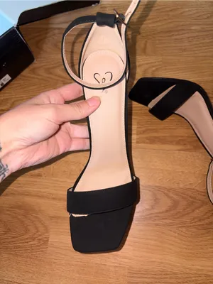 NIB-Windsor BOBO-2 heels with ankle strap thumbnail 4