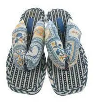 Farm Rio Puffy Sandals women's size 8 thumbnail 1