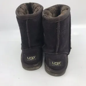 Short UGG Green Boots Size US 6 thumbnail 3
