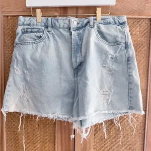 Wild Fable High Rise Cutoff Jean Shorts Light Wash size 14 Denim Women’s Frayed thumbnail 4