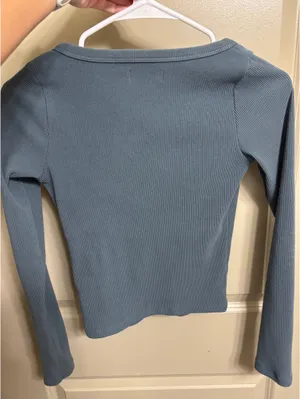 Hollister Long Sleeve Top thumbnail 4