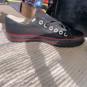 NEW🎉 African Pride Canvas Sneakers with Red & Green Accents Size 40/9 US thumbnail 7