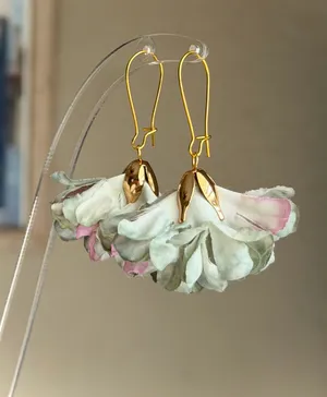 Handmade fairy cute flower unique style dangle earrings💚 thumbnail 1