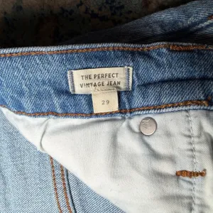 Madewell the perfect vintage jean 29 thumbnail 4