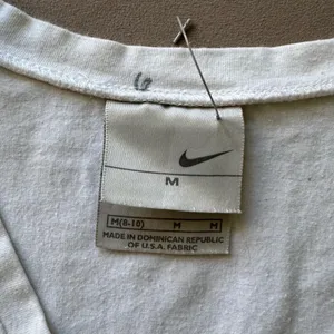 Vintage Y2K Nike V-Neck Tennis Tee thumbnail 4