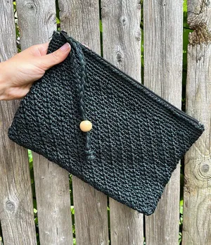 Lord and Taylor Clutch thumbnail 2