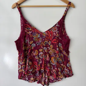 Free People Floral Cami Top Lace Trim V Neck Sleeveless‎ Blouse Medium thumbnail 6