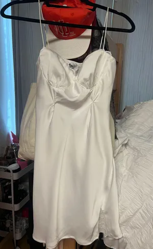 Princess Polly Dress thumbnail 1