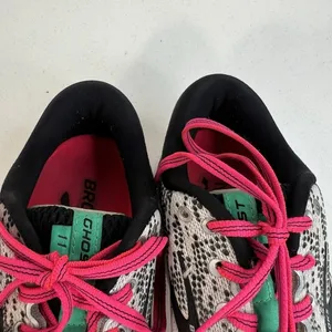 Brooks Ghost 11 Womens‎ 10 Sneakers White Black Pink Running 1202771B192 Shoes thumbnail 12