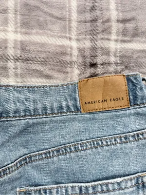 American Eagle Outfitters Light Wash Denim Shorts thumbnail 3