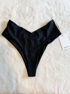NWT Quince Italian V-Cut High-Rise Bikini Bottom in Black - Size: Small thumbnail 2