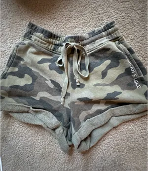 American Eagle Camo Sweat Shorts thumbnail 1