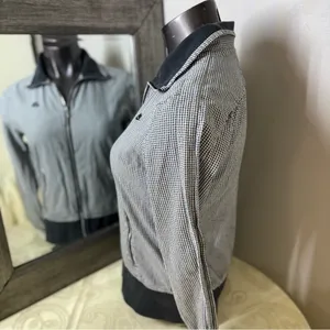Vintage 90’s Nike Black and White Bomber Jacket with Stand-Up Collar thumbnail 6