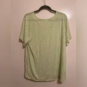 Women’s top thumbnail 2